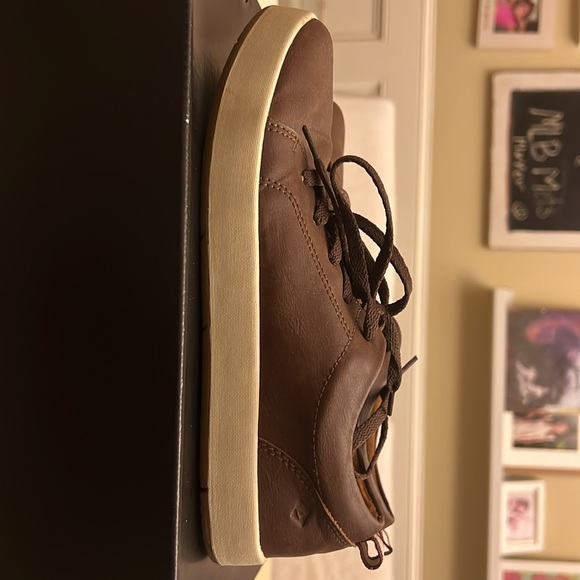 SPERRY Top-sider size 5 boys - lightly worn - Picture 3 of 5